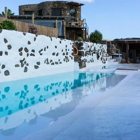 Acampale - Glamping Lanzarote - Arrieta Luxusní stan